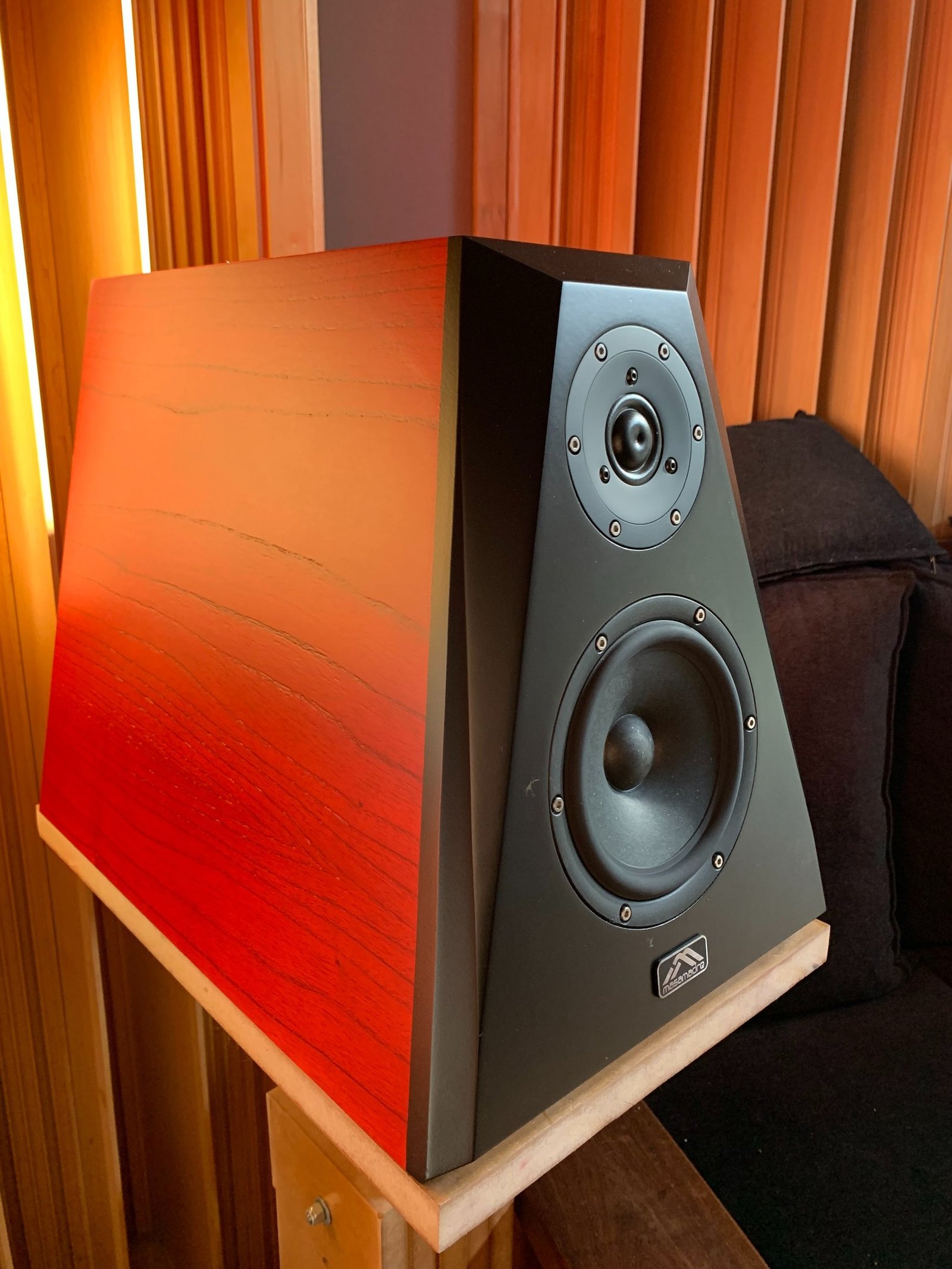 Estudio con monitores Masamadre